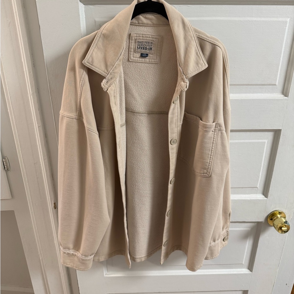 American Eagle Outfitters Women’s Cream Shirt Jacket